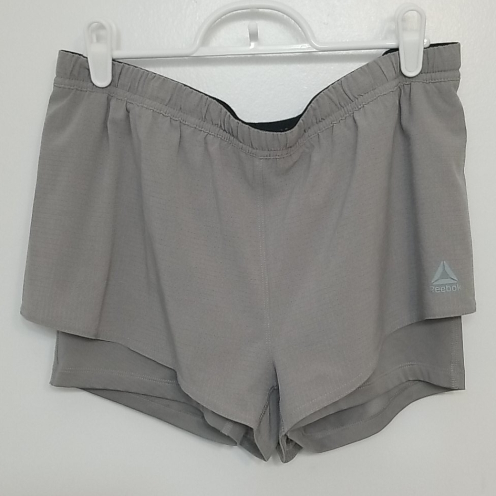 Reebok Ladies Size Small Shorts Grey